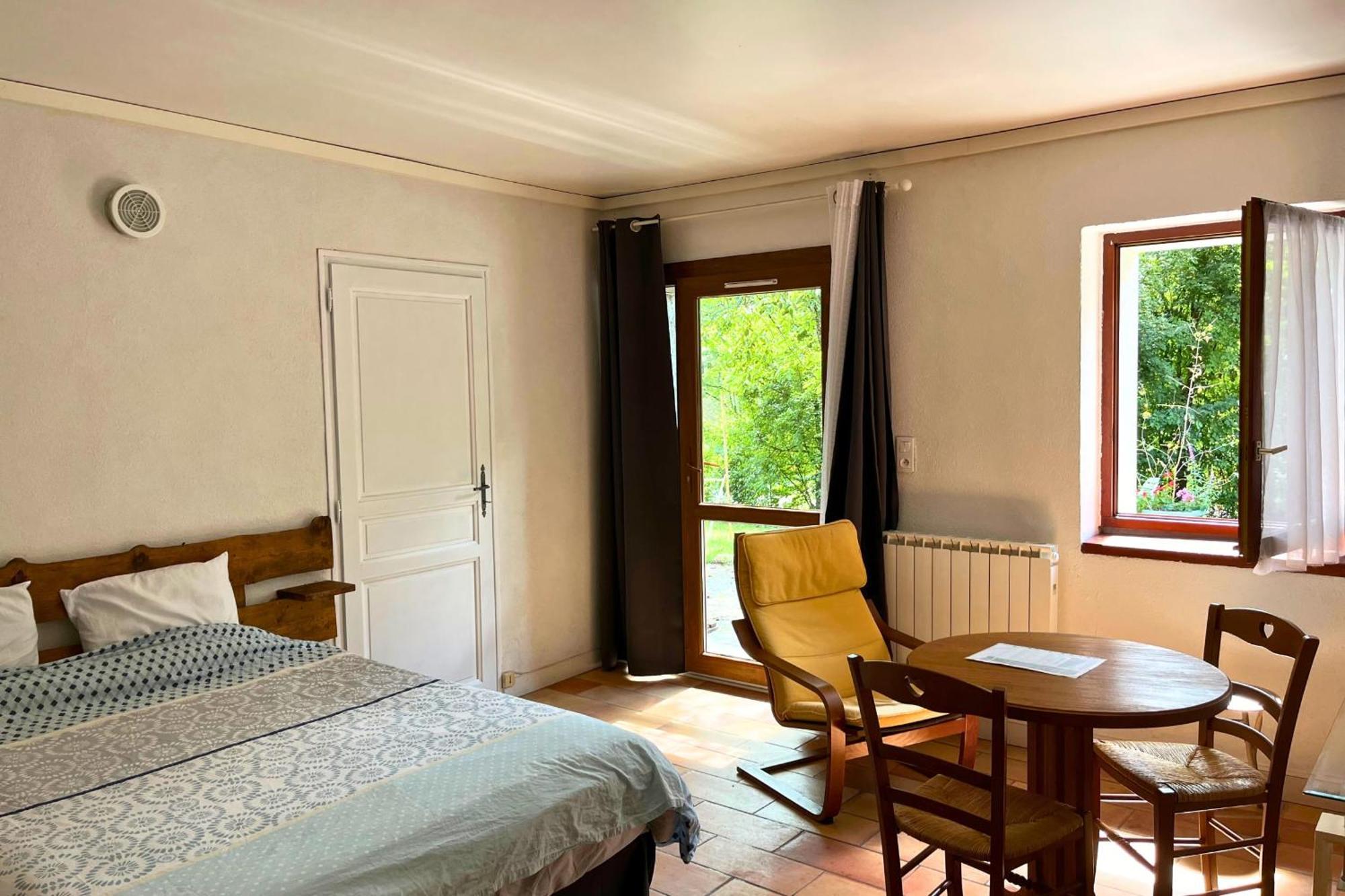 Studio Serena - Welkeys Annecy Luaran gambar